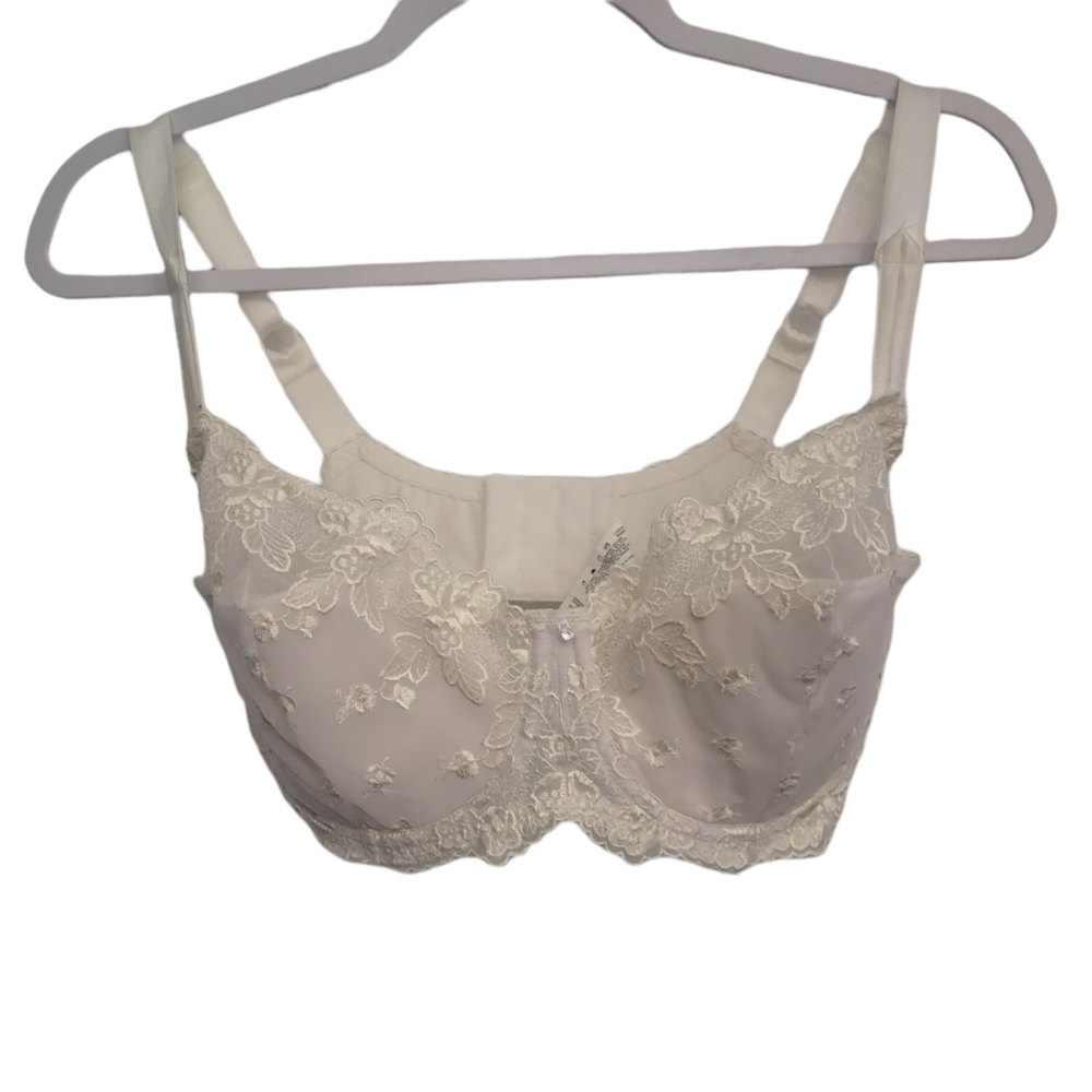 Wonderbra White with Lace 38 DD Like New Condition
